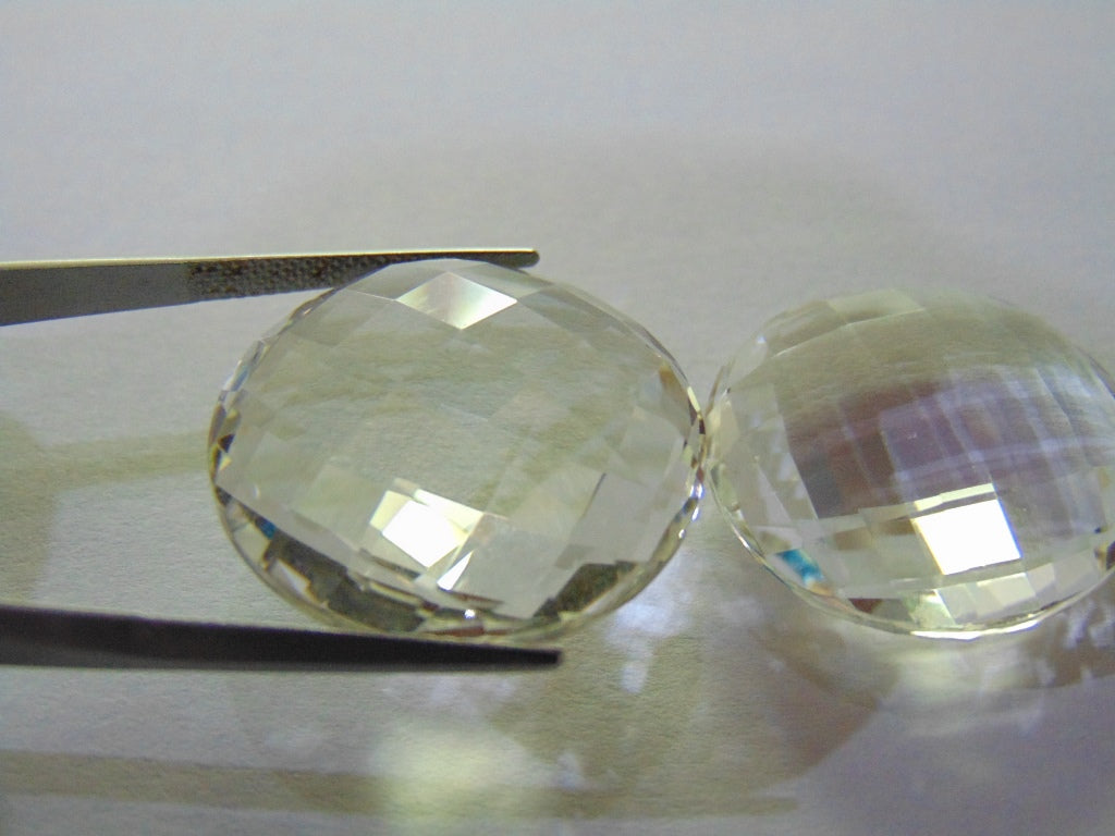 76ct Quartz Crystal Pair 25mm