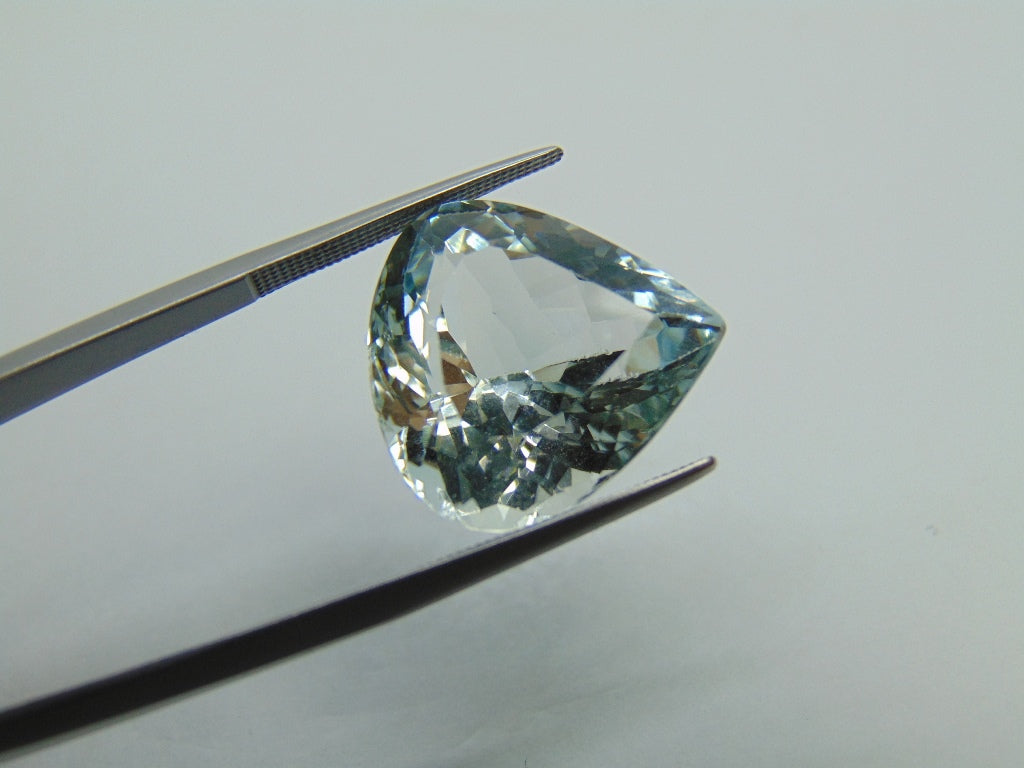 23.80ct Topaz Natural Color 18x17mm