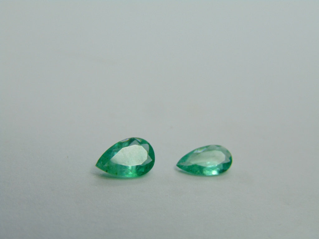 0.93ct Emerald 7x5mm 7x4mm