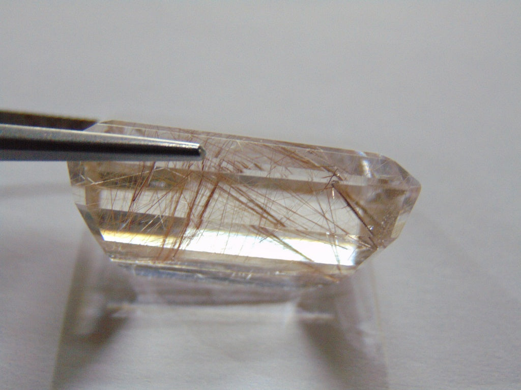 87.10ct Quartz Inclusion 29x26mm