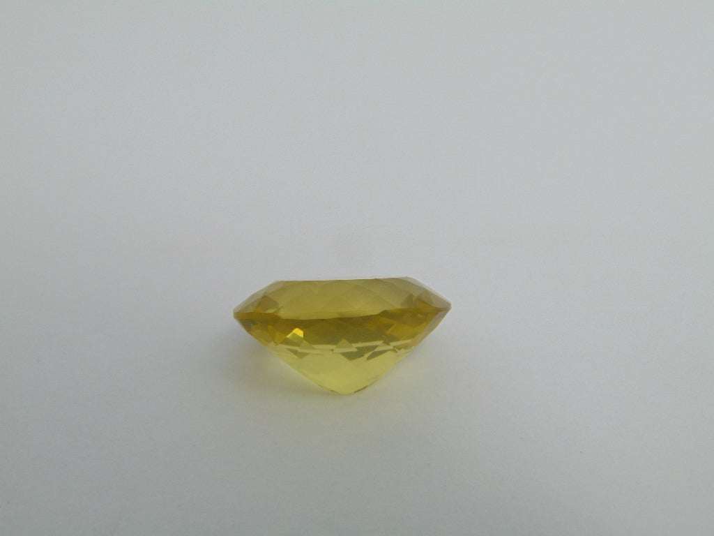 22.10cts Quartz (Green Gold)