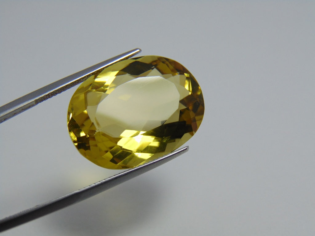 24.60cts Quartz (Green Gold)