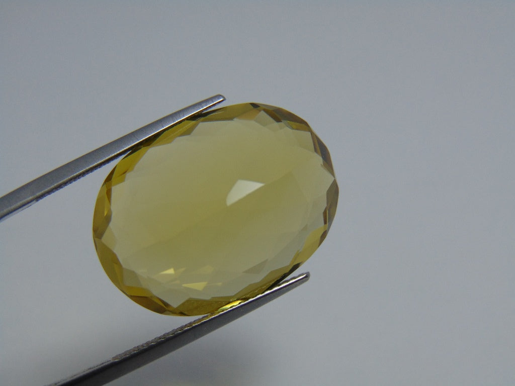 24.60cts Quartz (Green Gold)