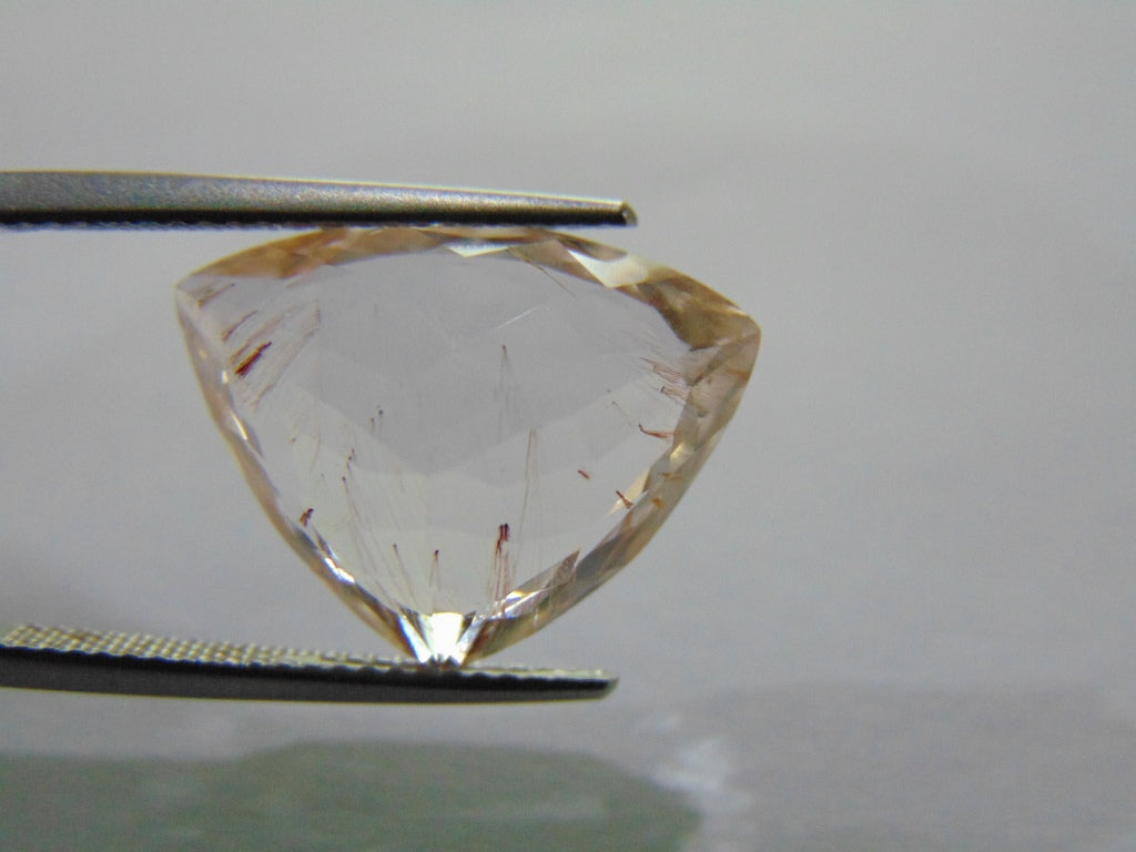 13.90ct Topaz With Rutile
