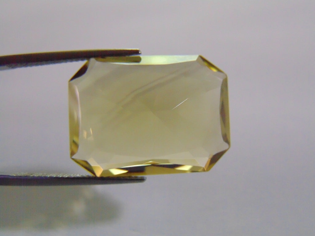 25.30ct Quartz Green Gold 23x17mm